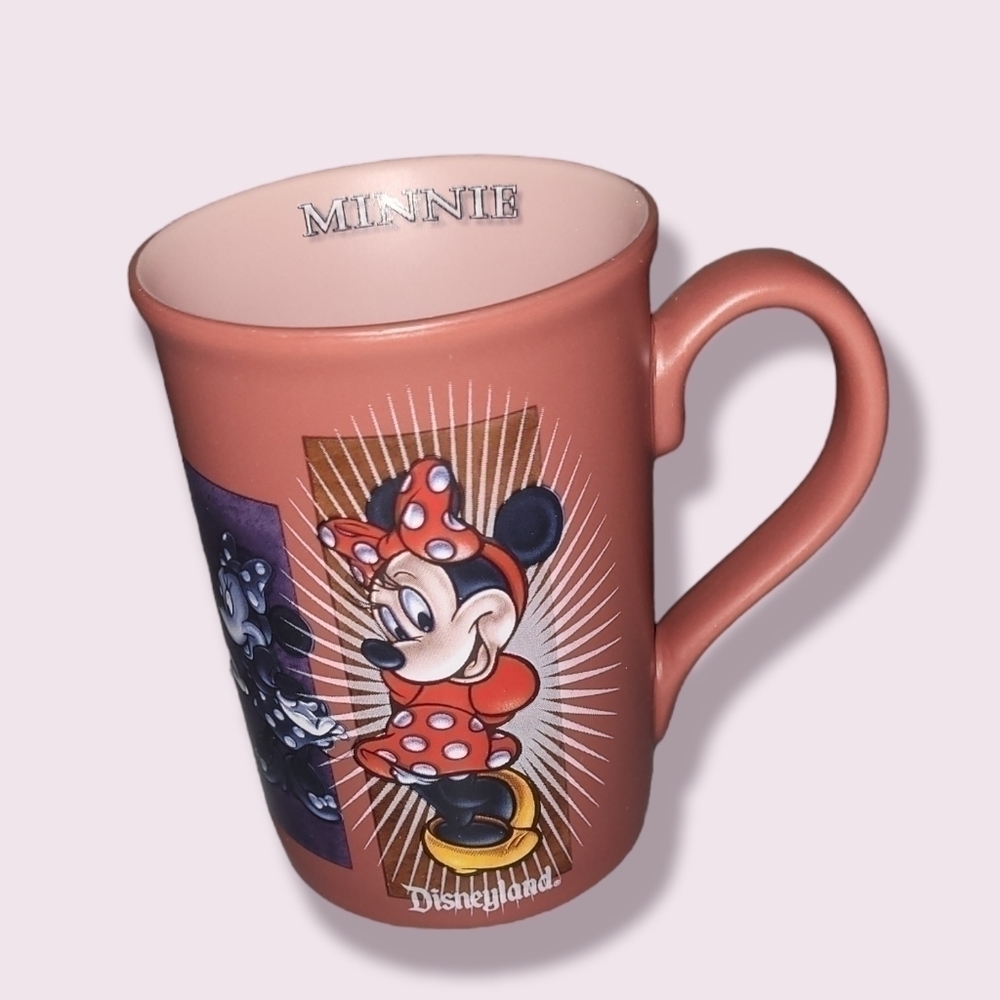 Vintage Walt Disney Minnie Mouse Mauve Coffee Mug